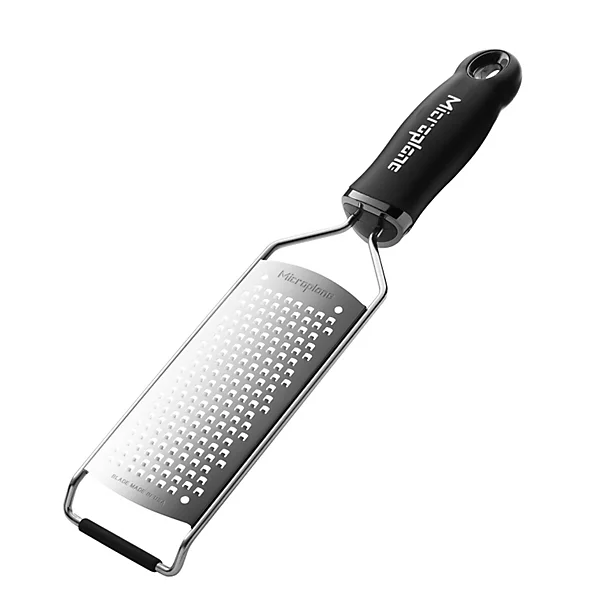 Microplane Gourmet Series Grater With Coarse Blade 6 Microplane Gourmet Series Grater With Coarse Blade - Image 4
