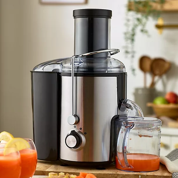 Lakeland Large Feed Juicer 4 Lakeland Large Feed Juicer - Image 2