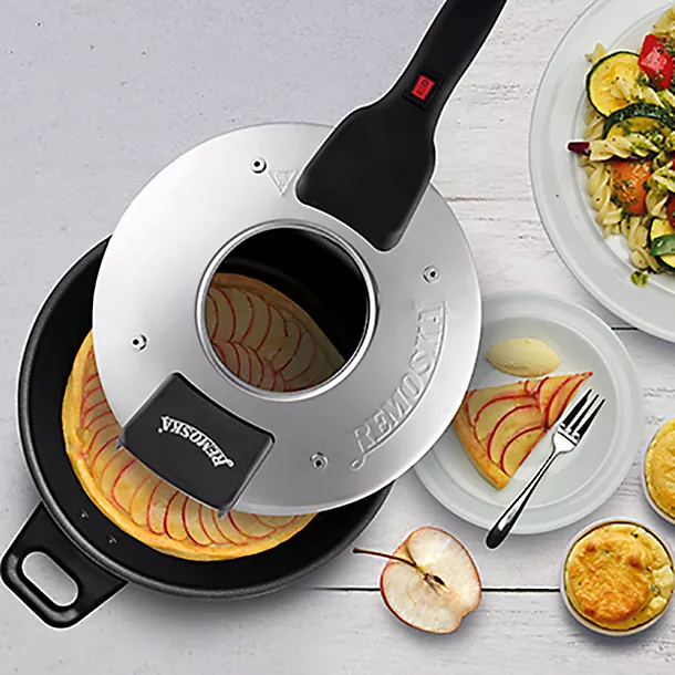 Standard Remoska Electric Cooker With Glass Lid 2L 6 Standard Remoska Electric Cooker With Glass Lid 2L - Image 4