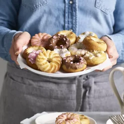 Lakeland Silicone 12 Hole Doughnut Mould -Kitchen Supplies Store 32703 7