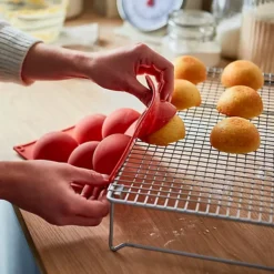 Lakeland Silicone Animal Cake Mould -Kitchen Supplies Store 33090 3