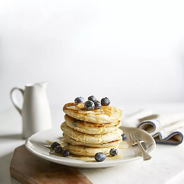 Lakeland Mini Electric Pancake Maker Silver 4 Lakeland Mini Electric Pancake Maker Silver - Image 2