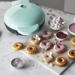 Lakeland Electric Mini Doughnut Maker - Makes 7 -Kitchen Supplies Store 63487 5