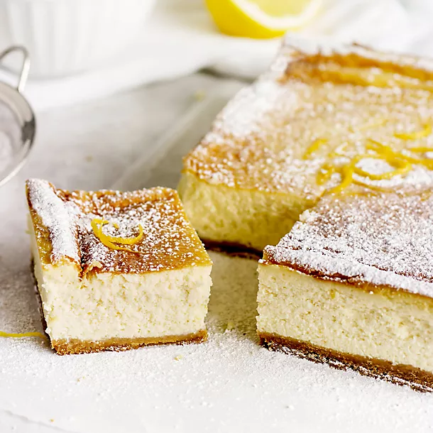 Lakeland Loose Based Deep Square 20cm Cake Tin 4 Lakeland Loose Based Deep Square 20cm Cake Tin - Image 2