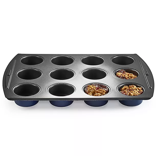 Lakeland 12 Hole Loose Based Mini Sandwich Tin 6 Lakeland 12 Hole Loose Based Mini Sandwich Tin - Image 4