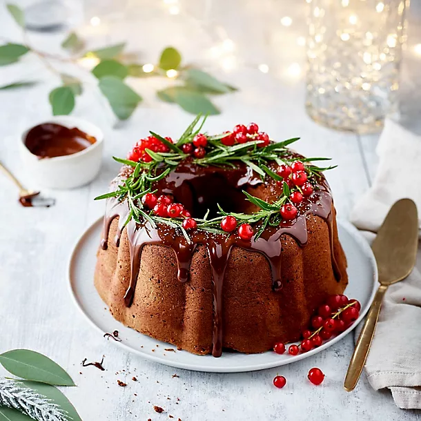 Lakeland Fluted Cake Ring 6 Lakeland Fluted Cake Ring - Image 4